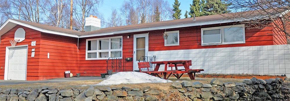 Frenchy'S Adventure Bed And Breakfast Anchorage Exterior photo
